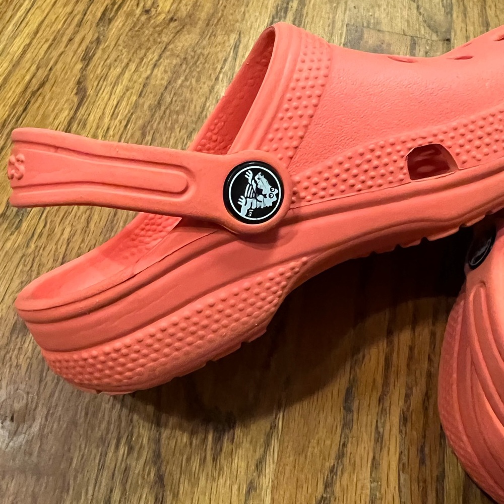 Toddler Crocs - Picture 3 of 5